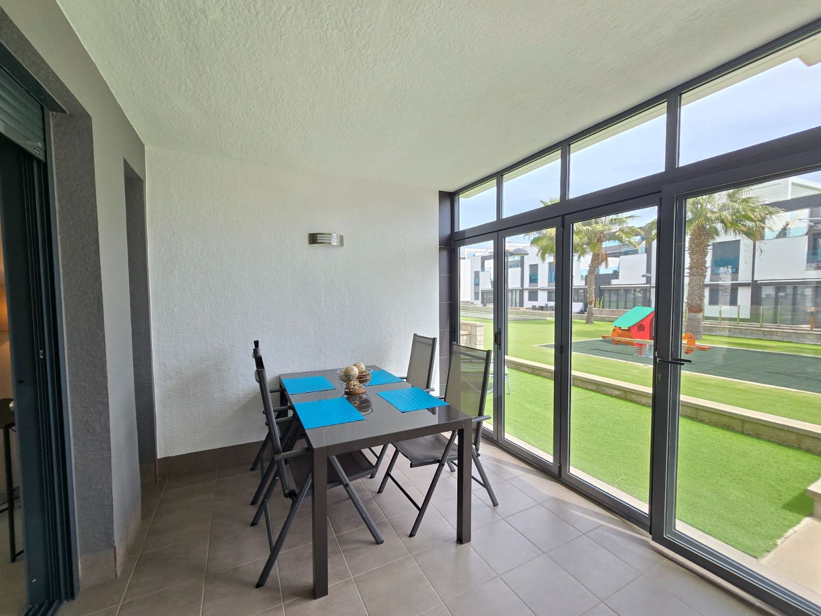 2 soverom Leilighet til salgs i Orihuela Costa med svømmebasseng garasje - € 259 900 (Ref: 9751862)