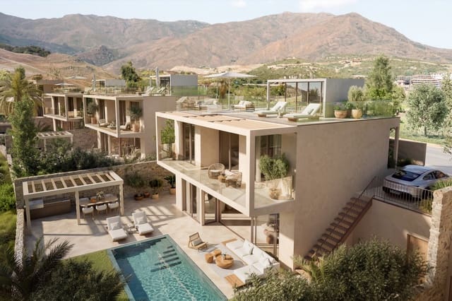 Chalet de 3 habitaciones en Valle Romano Golf, Estepona en venta con piscina - 1.620.000 € (Ref: 9755517)