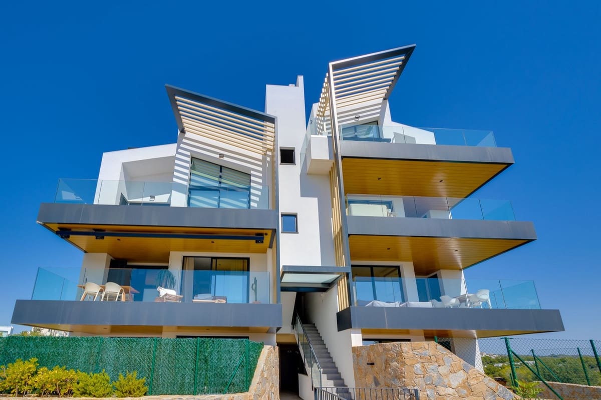 2 makuuhuone Huoneisto myytävänä paikassa Las Colinas Golf mukana uima-altaan 
autotalli - 449 000 € (Ref: 9755518)