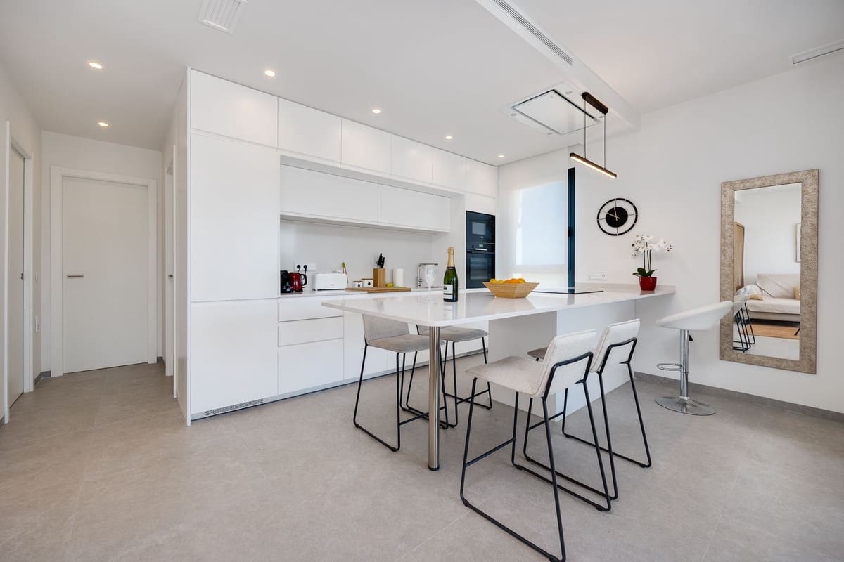 2 makuuhuone Huoneisto myytävänä paikassa Las Colinas Golf mukana uima-altaan 
autotalli - 449 000 € (Ref: 9755518)