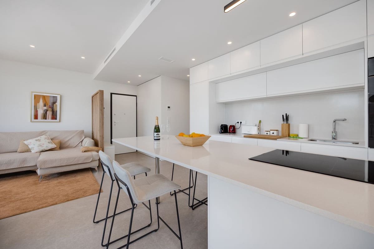 2 makuuhuone Huoneisto myytävänä paikassa Las Colinas Golf mukana uima-altaan 
autotalli - 449 000 € (Ref: 9755518)