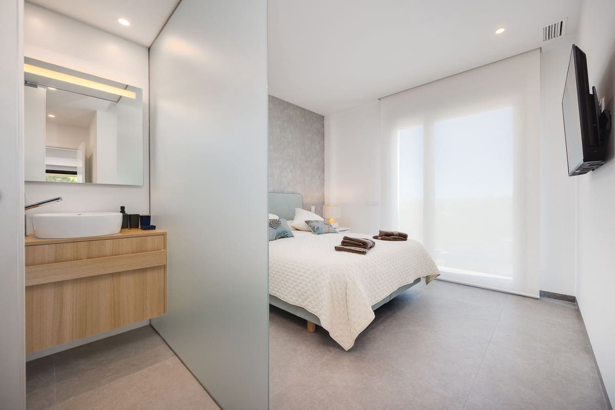 2 makuuhuone Huoneisto myytävänä paikassa Las Colinas Golf mukana uima-altaan 
autotalli - 449 000 € (Ref: 9755518)