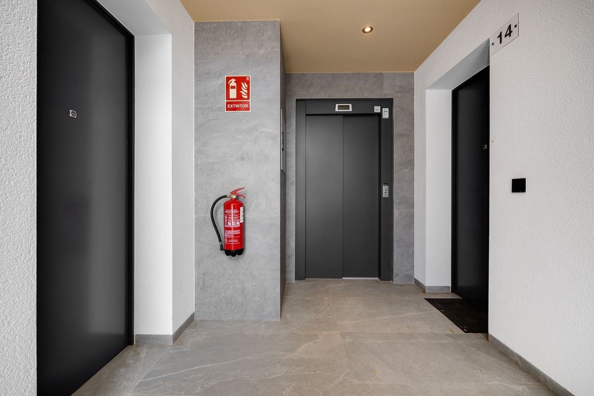 2 makuuhuone Huoneisto myytävänä paikassa Las Colinas Golf mukana uima-altaan 
autotalli - 449 000 € (Ref: 9755518)