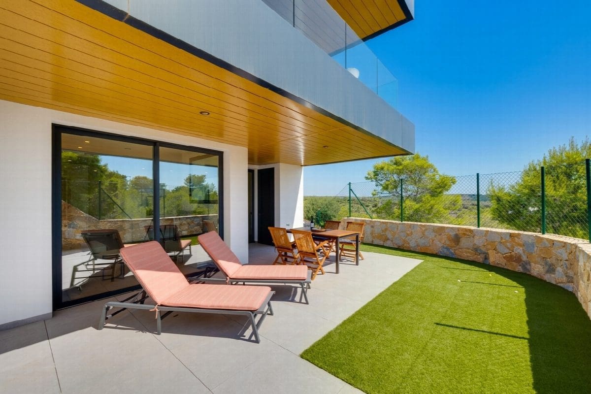 2 sovrum Lägenhet till salu i Orihuela med pool garage - 449 000 € (Ref: 9755518)