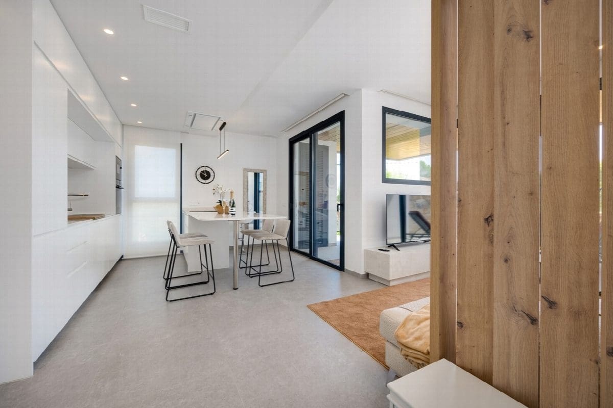 2 sovrum Lägenhet till salu i Orihuela med pool garage - 449 000 € (Ref: 9755518)