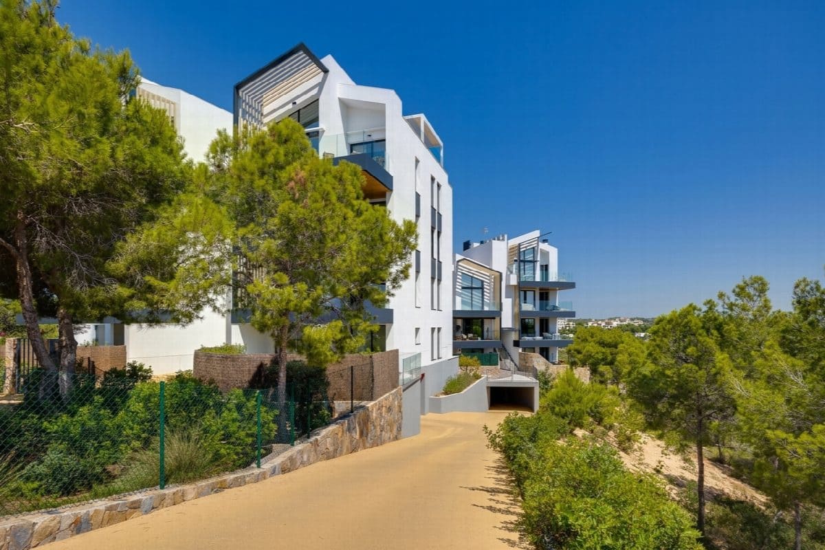 2 sovrum Lägenhet till salu i Orihuela med pool garage - 449 000 € (Ref: 9755518)