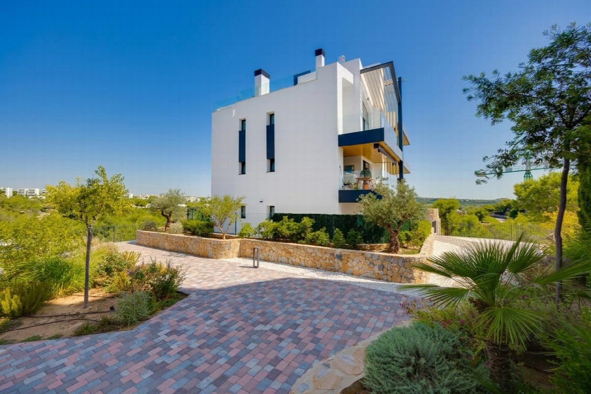 2 sovrum Lägenhet till salu i Orihuela med pool garage - 449 000 € (Ref: 9755518)