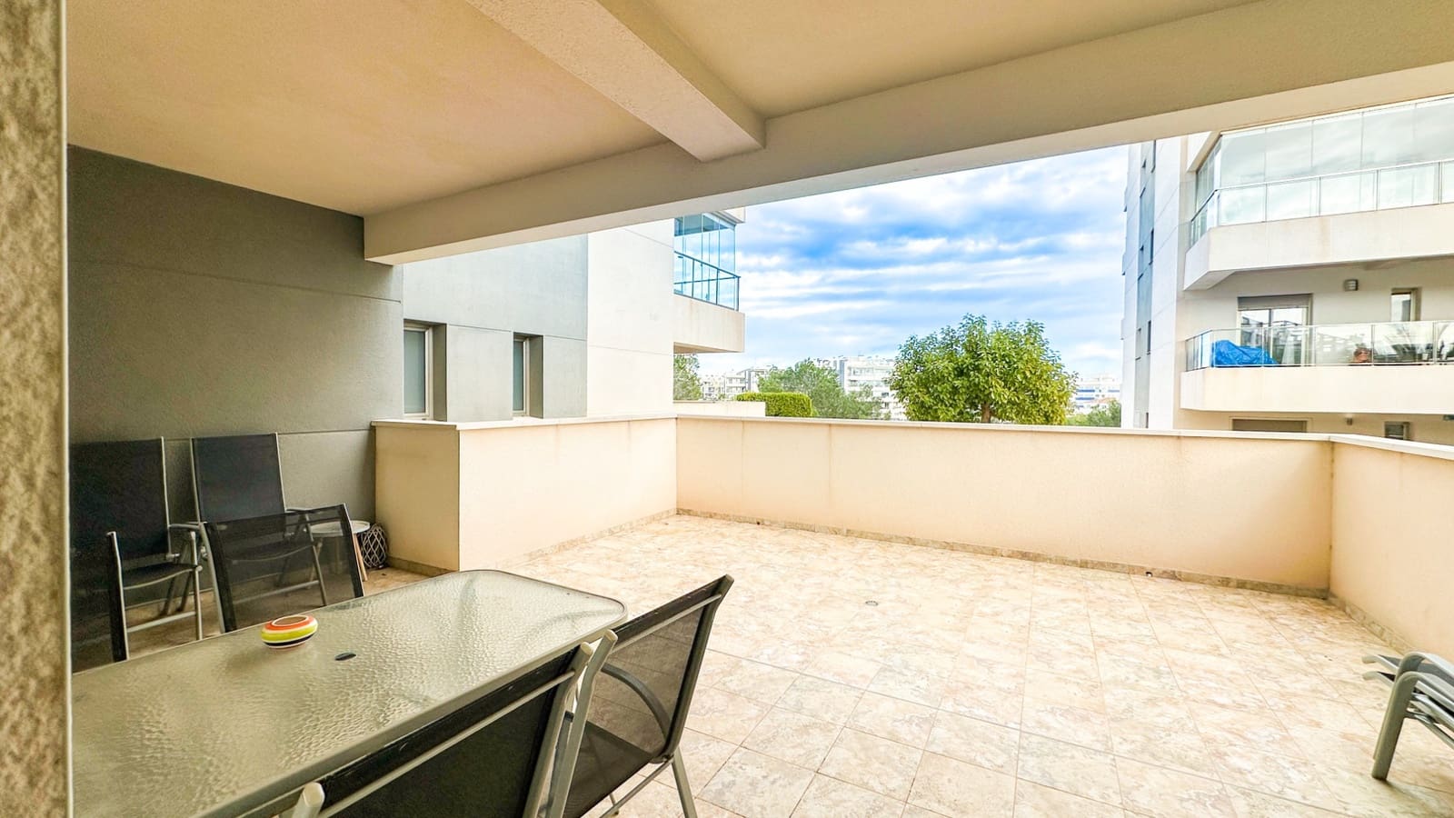 2 chambre Appartement à vendre à Orihuela Costa avec piscine garage - 220 000 € (Ref: 9755527)