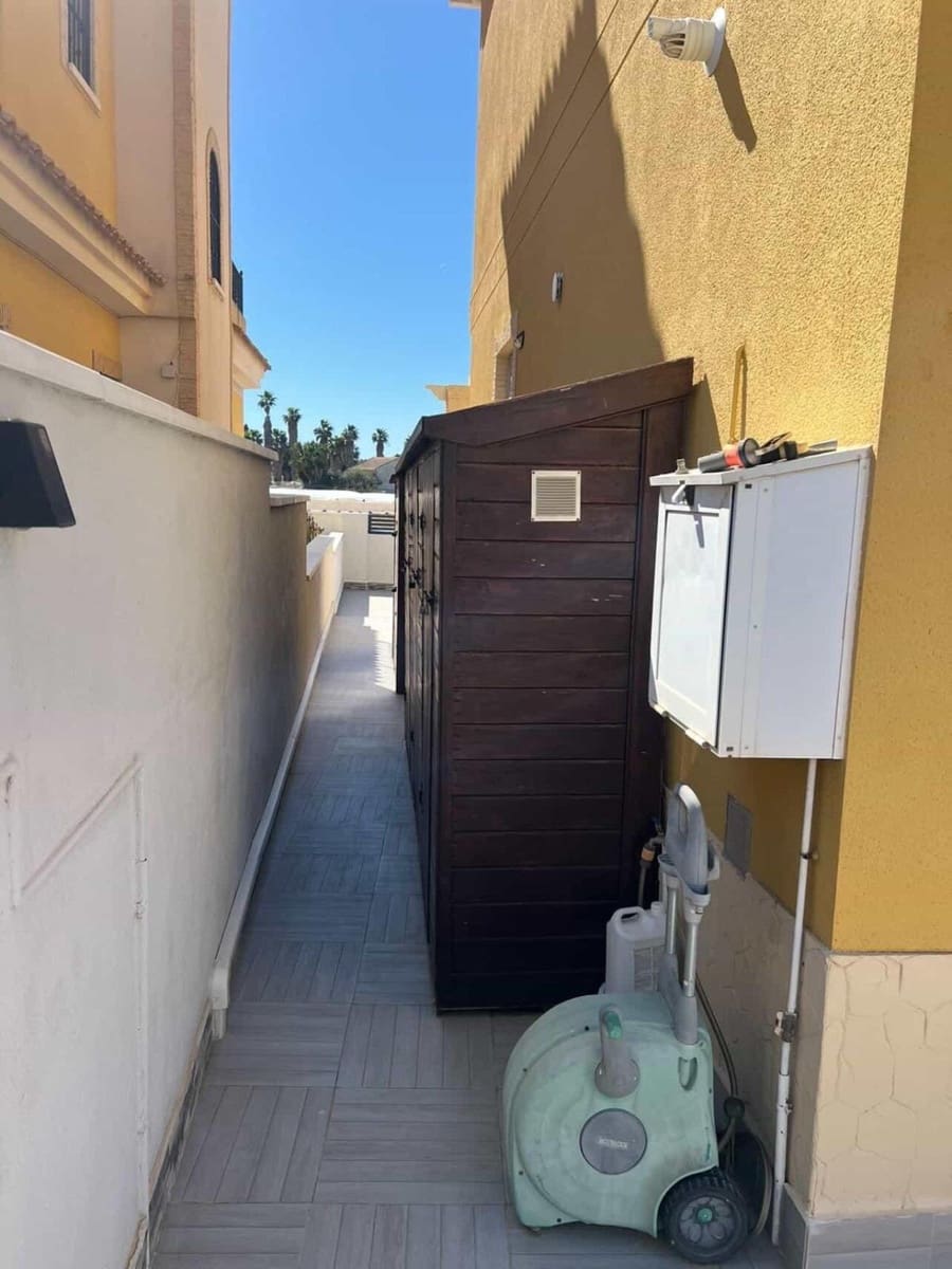 3 soverom Villa til salgs i Algorfa med svømmebasseng - € 320 000 (Ref: 9758793)