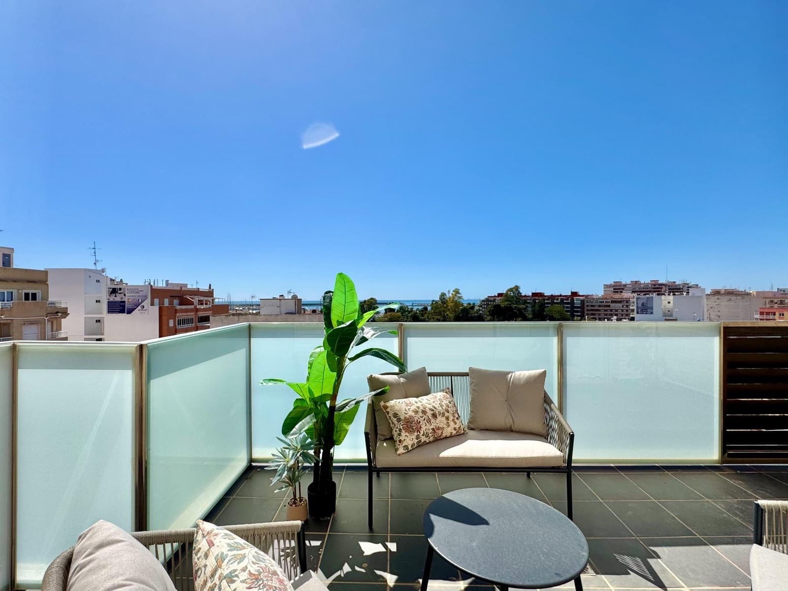 3 soveværelse Lejlighed til salg i Torrevieja med garage - € 220.000 (Ref: 9758800)