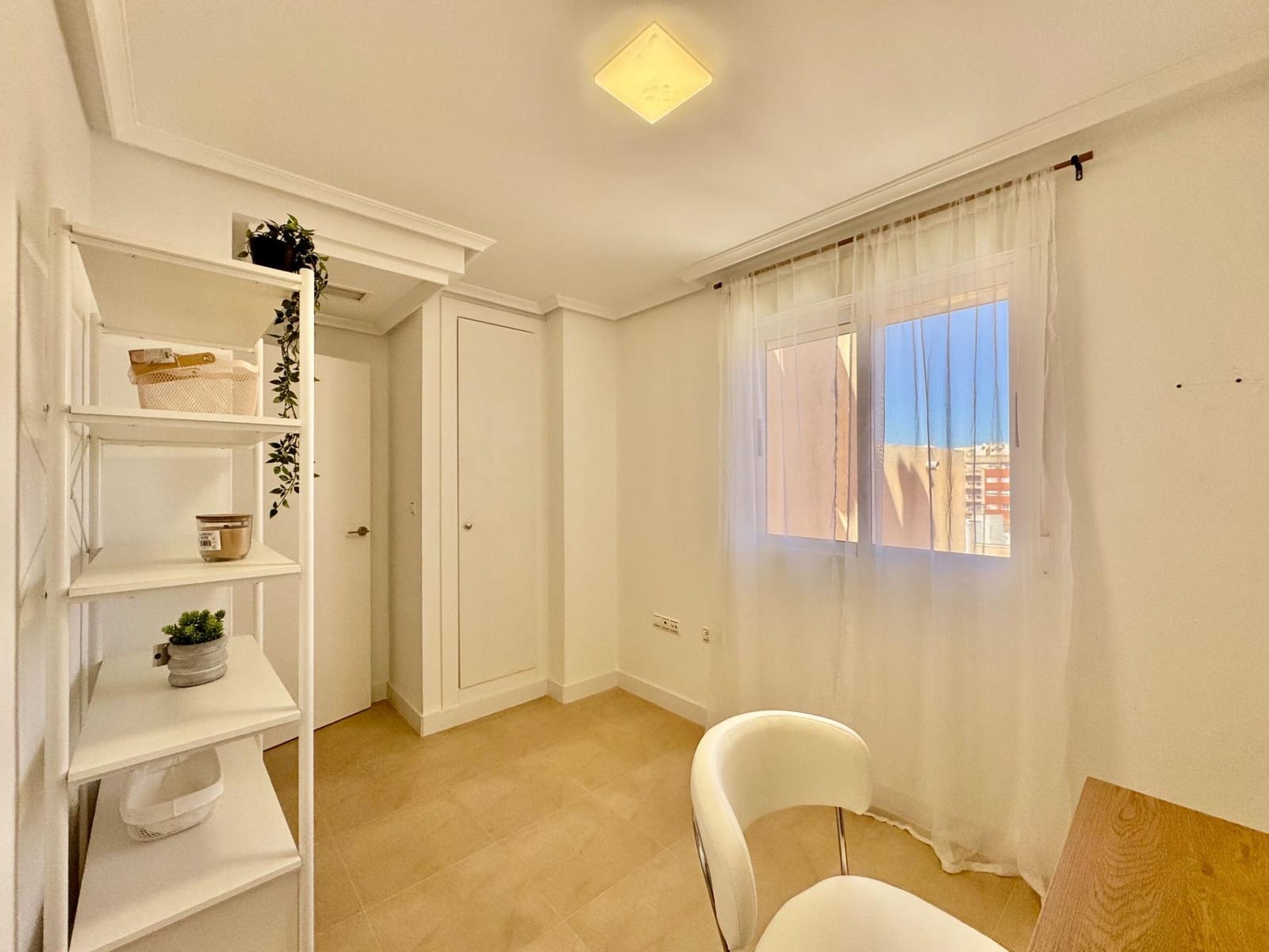 3 soveværelse Lejlighed til salg i Torrevieja med garage - € 220.000 (Ref: 9758800)