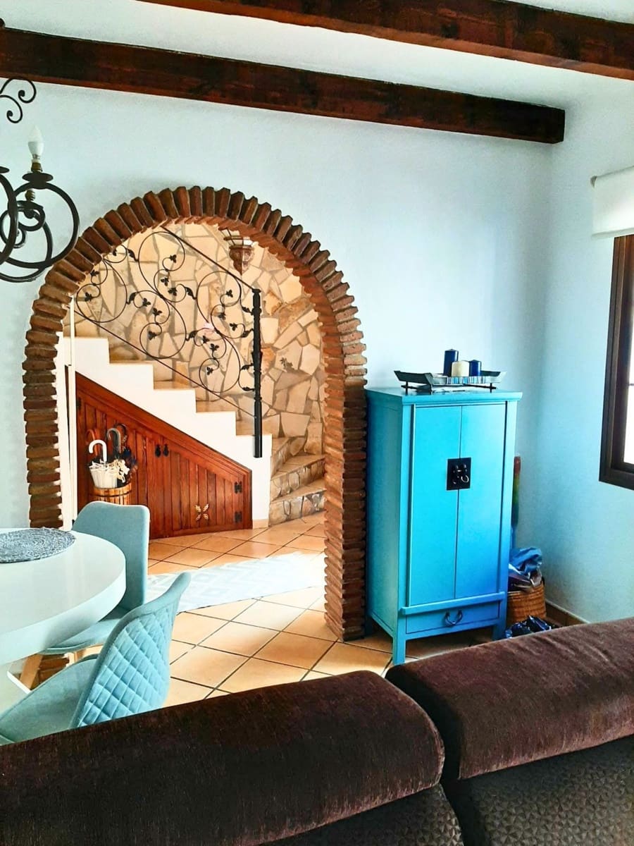 2 sypialnia Dom blizniak na sprzedaż w Estepona z basenem garażem - 570 000 € (Ref: 9758802)
