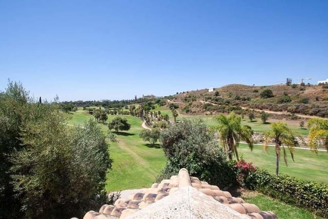 3 soveværelse Villa til salg i Casco Antiguo, Marbella - € 1.000.000 (Ref: 9758806)