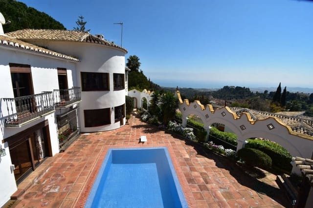 4 soveværelse Villa til salg i Mijas Costa, Mijas med swimmingpool garage - € 1.399.000 (Ref: 9758812)