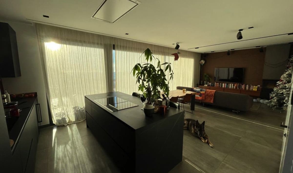 5 soveværelse Villa til salg i Mijas Costa med swimmingpool garage - € 1.600.000 (Ref: 9758813)