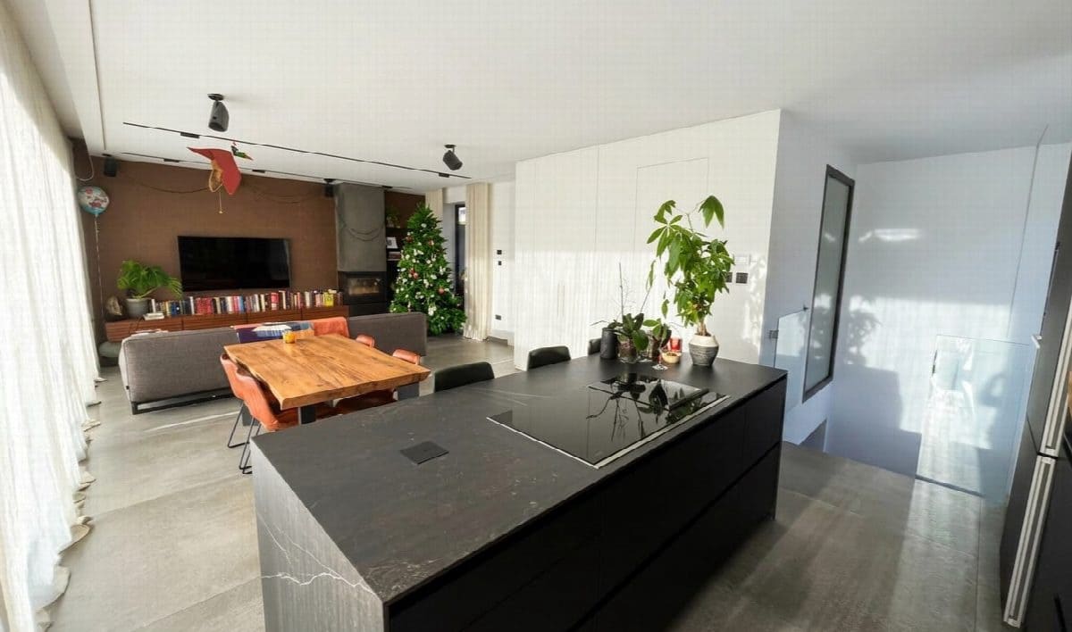 5 sovrum Villa till salu i Mijas Costa med pool garage - 1 600 000 € (Ref: 9758813)