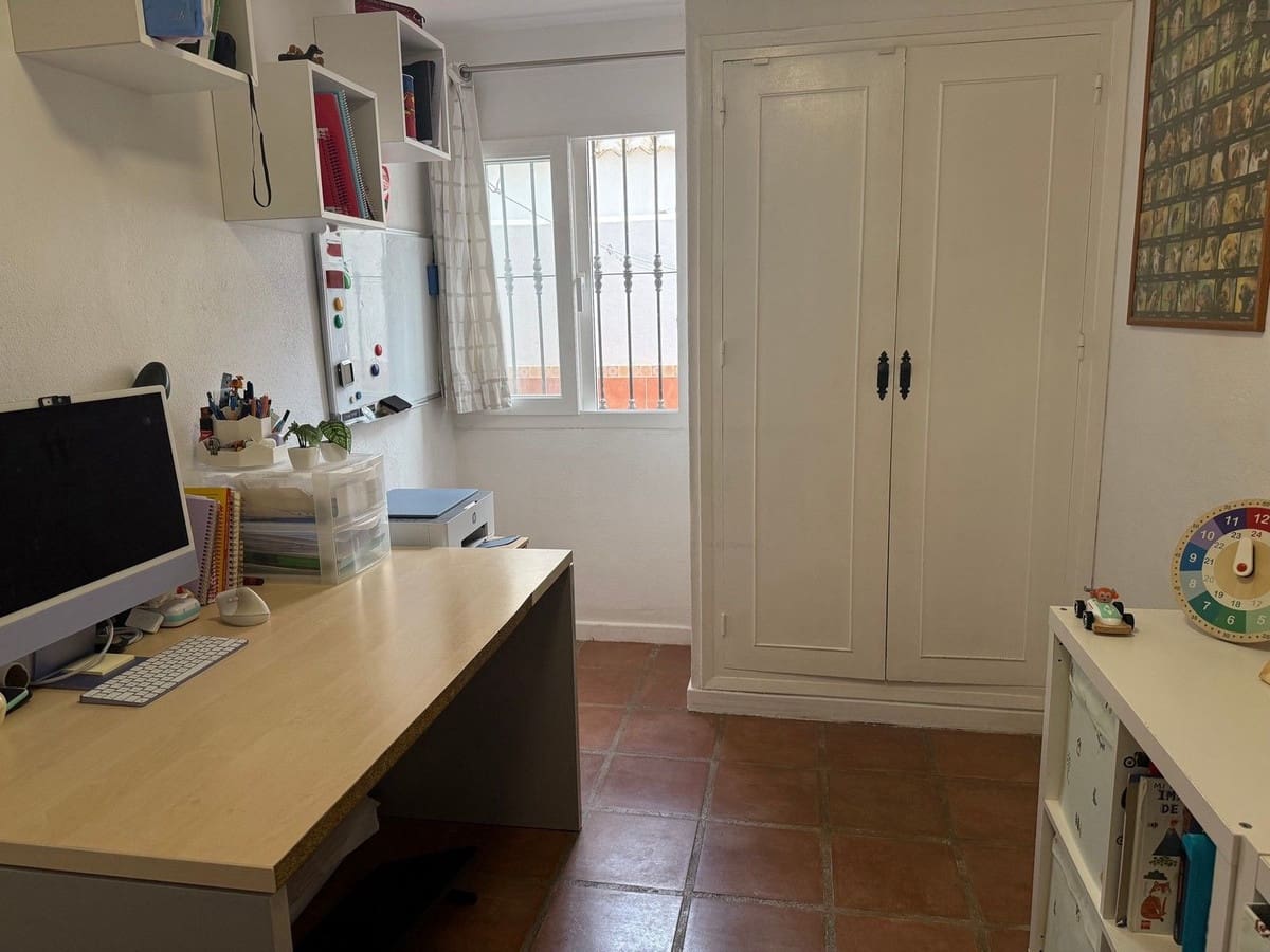 3 makuuhuone Rivitalo myytävänä paikassa Mijas Golf mukana uima-altaan - 320 000 € (Ref: 9762003)