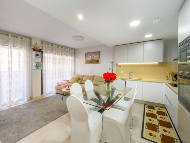 2 chambre Appartement à vendre à Las Piscinas Naturales, Torrevieja avec piscine - 274 000 € (Ref: 9763585)