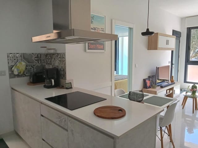 1 soveværelse Lejlighed til salg i Avenida Habaneras - Curva de Palangre, Torrevieja med swimmingpool - € 175.000 (Ref: 9763586)