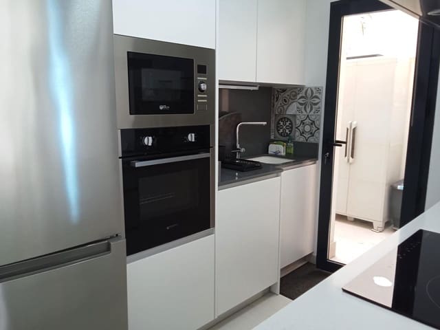 Apartamento de 1 habitación en Avenida Habaneras - Curva de Palangre, Torrevieja en venta con piscina - 175.000 € (Ref: 9763586)