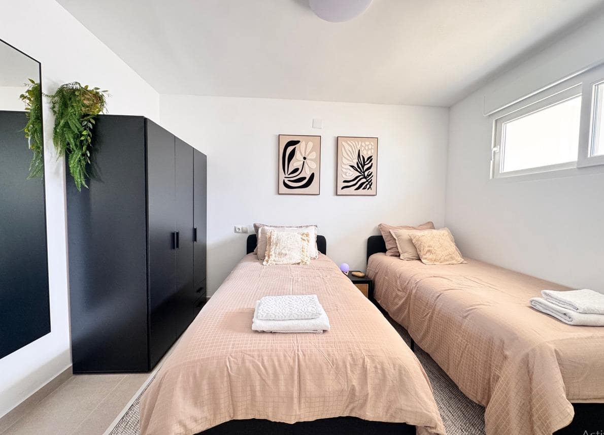 2 quarto Apartamento para venda em Torrevieja - 279 000 € (Ref: 9763588)