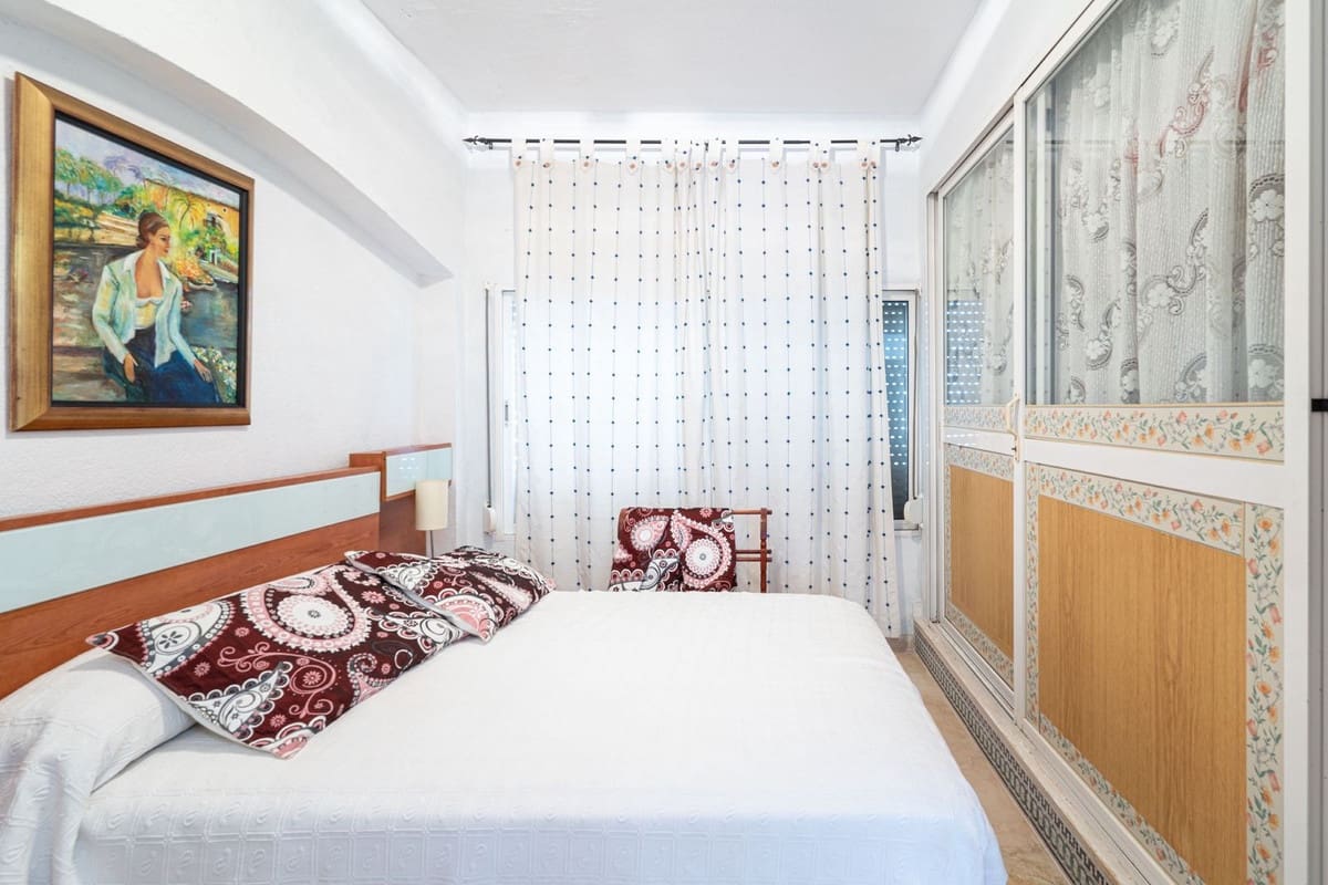 11 sovrum Villa till salu i Torreguadiaro med garage - 1 500 000 € (Ref: 9763590)