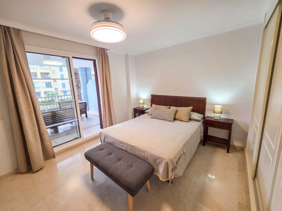 3 soveværelse Lejlighed til salg i Sotogrande - € 699.000 (Ref: 9763592)