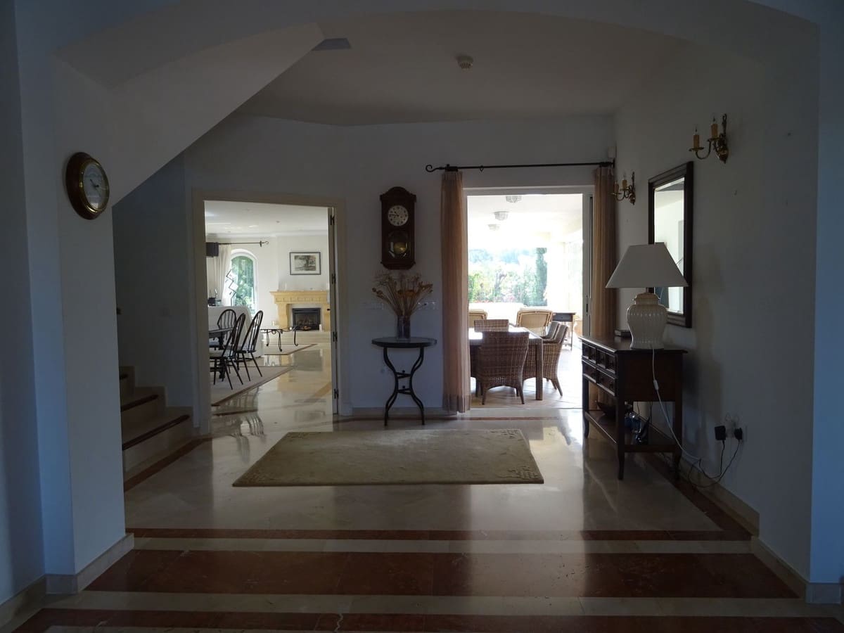4 chambre Villa/Maison à vendre à Torreguadiaro avec piscine - 1 700 000 € (Ref: 9763594)
