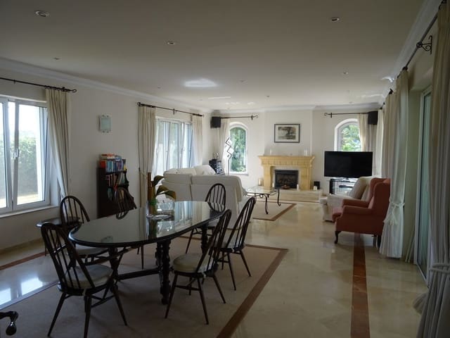 4 chambre Villa/Maison à vendre à Torreguadiaro, San Roque avec piscine - 1 700 000 € (Ref: 9763594)
