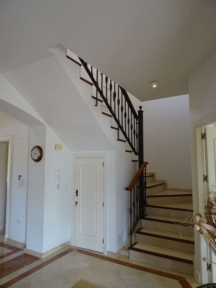 4 chambre Villa/Maison à vendre à Torreguadiaro avec piscine - 1 700 000 € (Ref: 9763594)