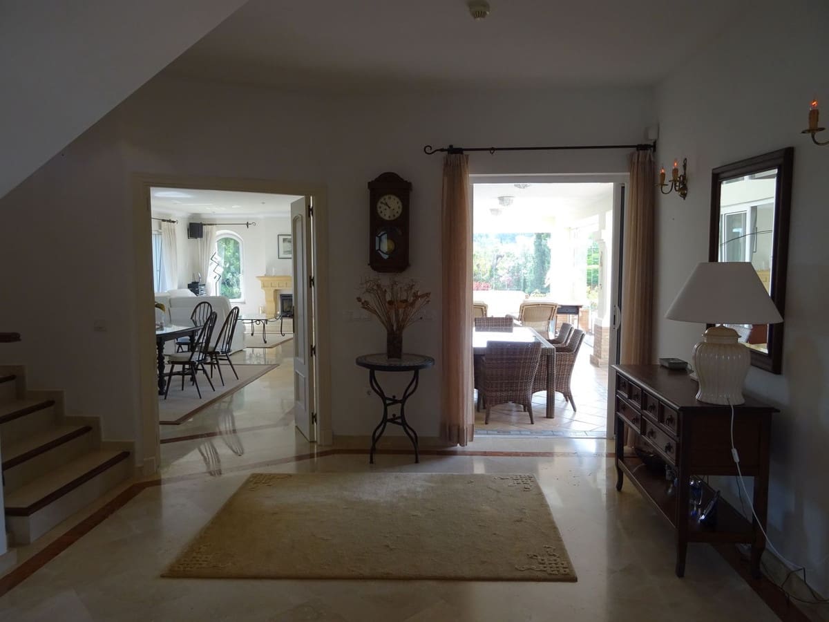 4 chambre Villa/Maison à vendre à Torreguadiaro avec piscine - 1 700 000 € (Ref: 9763594)