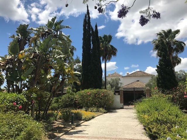 4 chambre Villa/Maison à vendre à Torreguadiaro, San Roque avec piscine - 1 700 000 € (Ref: 9763594)