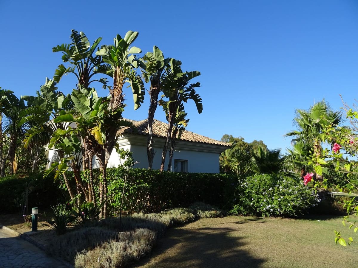 4 chambre Villa/Maison à vendre à Torreguadiaro avec piscine - 1 700 000 € (Ref: 9763594)