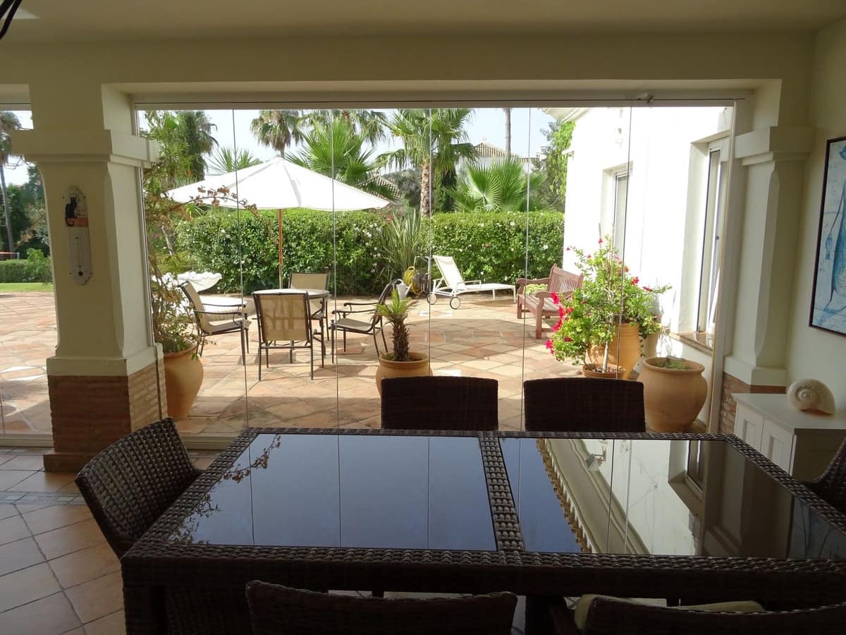 4 chambre Villa/Maison à vendre à Torreguadiaro avec piscine - 1 700 000 € (Ref: 9763594)