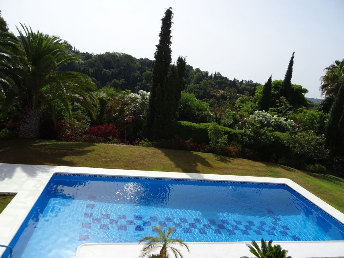 4 chambre Villa/Maison à vendre à Torreguadiaro avec piscine - 1 700 000 € (Ref: 9763594)