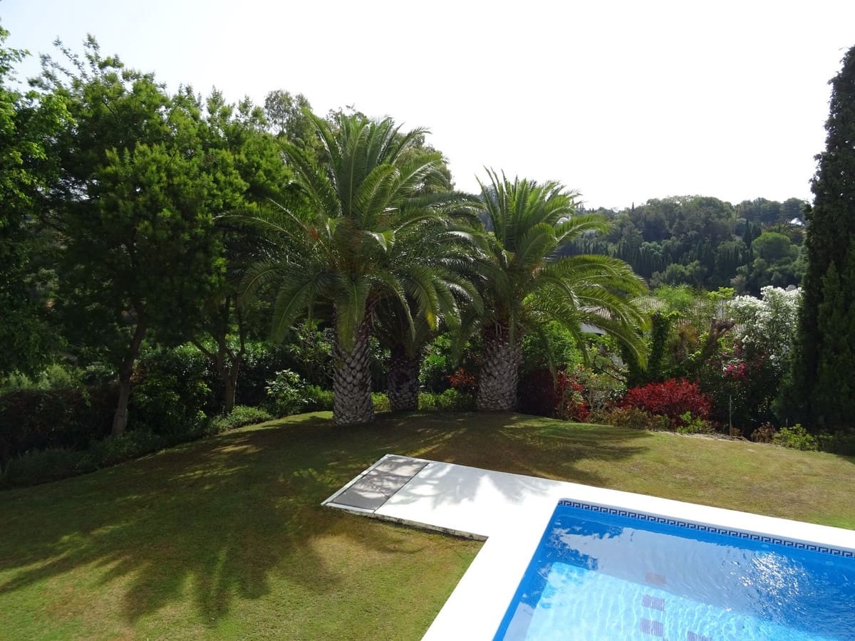 4 chambre Villa/Maison à vendre à Torreguadiaro avec piscine - 1 700 000 € (Ref: 9763594)