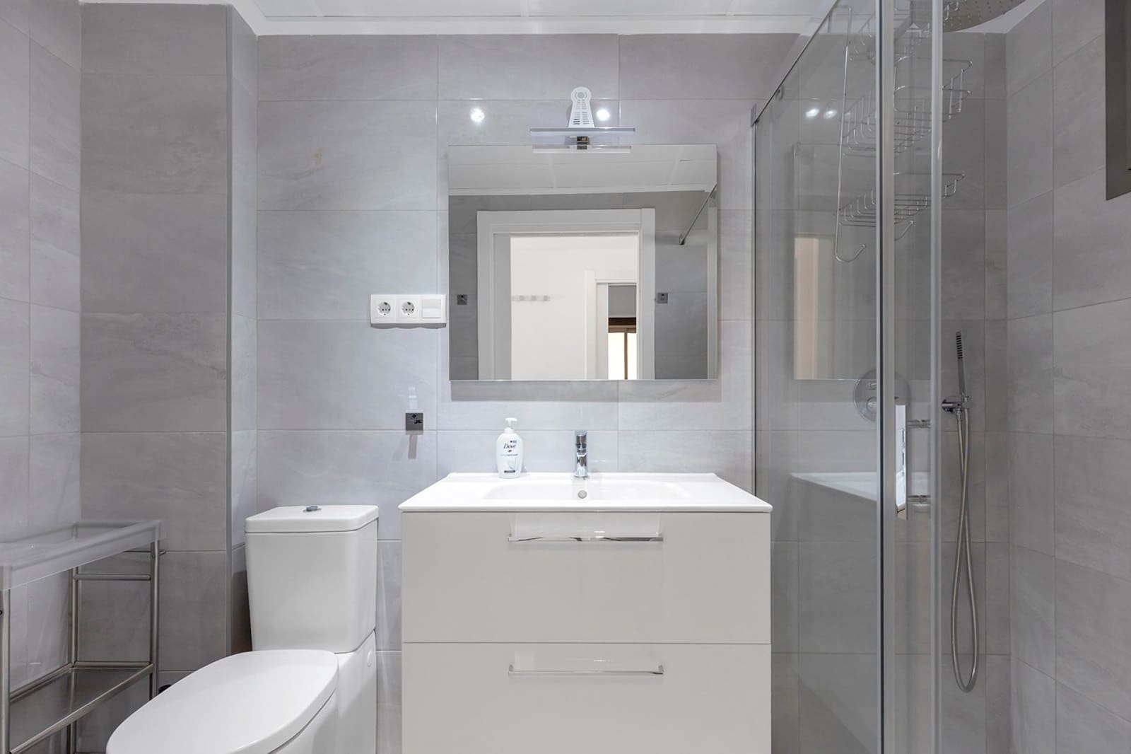 2 makuuhuone Huoneisto myytävänä paikassa Orihuela Costa mukana uima-altaan 
autotalli - 289 000 € (Ref: 9765107)