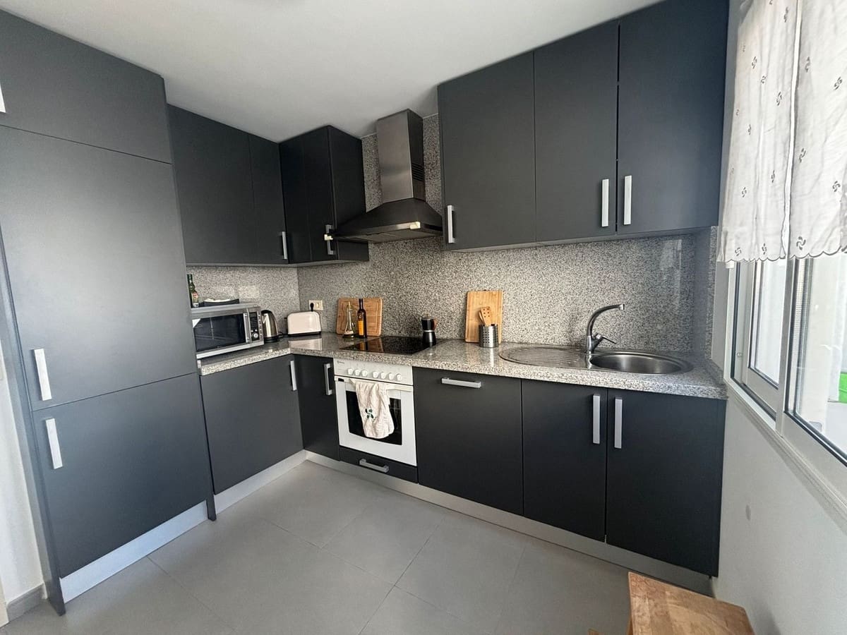 2 camera da letto Attico in vendita in Estepona - 350.000 € (Rif: 9765108)