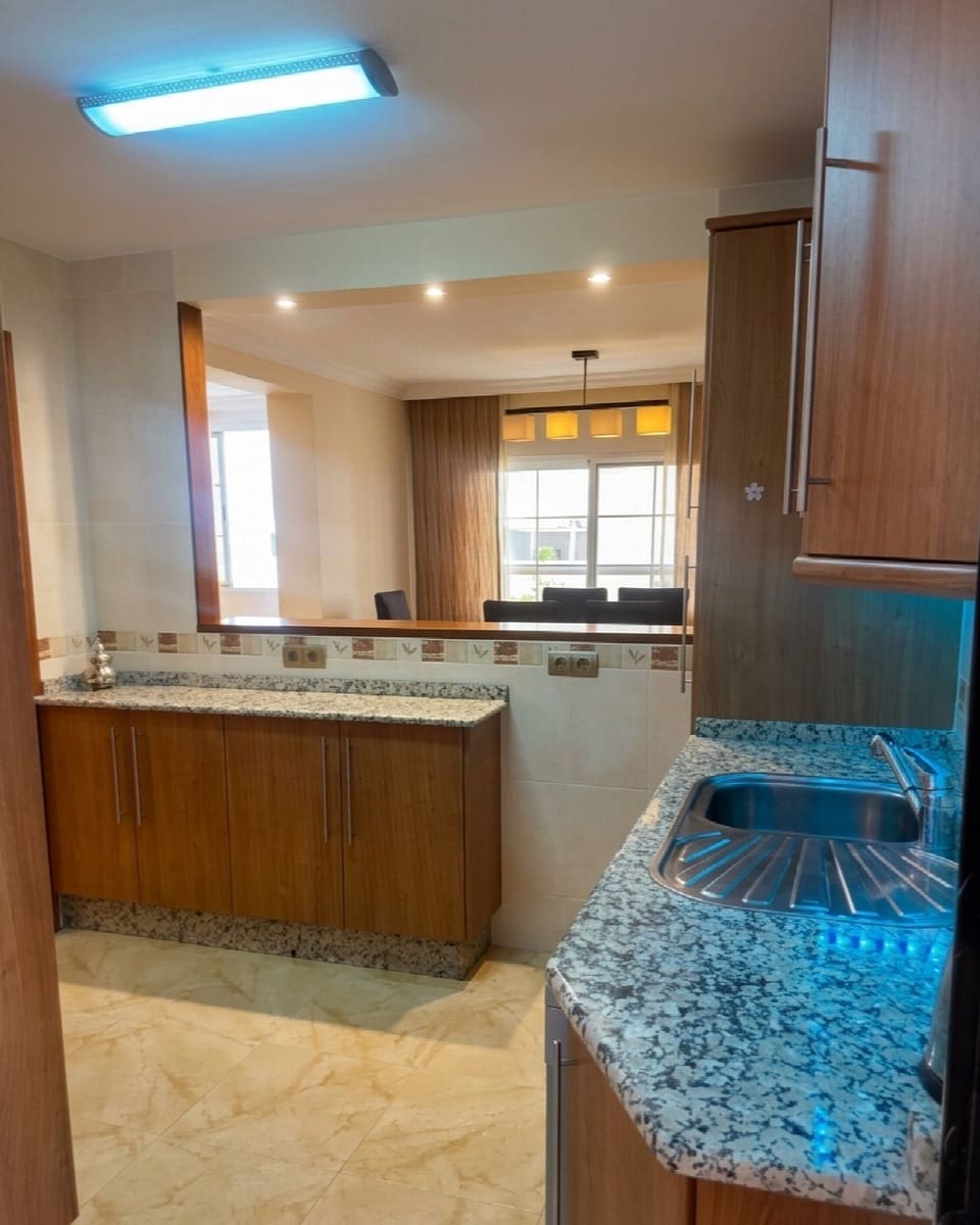 2 sovrum Lägenhet till salu i Fuengirola med garage - 325 000 € (Ref: 9770525)