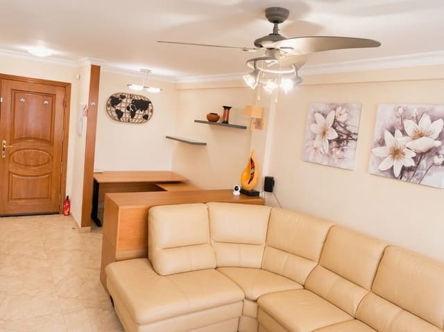 2 sovrum Lägenhet till salu i Zona Puerto Deportivo, Fuengirola med garage - 325 000 € (Ref: 9770525)