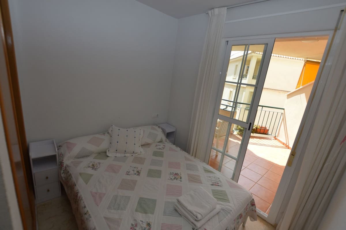 2 soveværelse Lejlighed til salg i Benalmadena med swimmingpool garage - € 285.000 (Ref: 9770526)