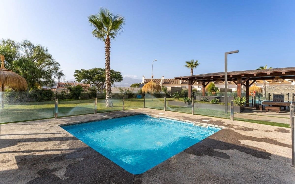 3 chambre Appartement à vendre à Mijas Costa avec piscine - 635 000 € (Ref: 9770528)