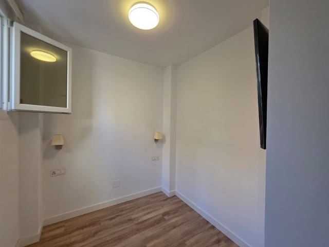 3 bedroom Apartment for sale in Los Boliches , Fuengirola with pool - € 346,000 (Ref: 9770529)