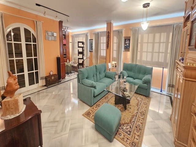 5 quarto Apartamento para venda em Los Boliches , Fuengirola com garagem - 742 000 € (Ref: 9770531)