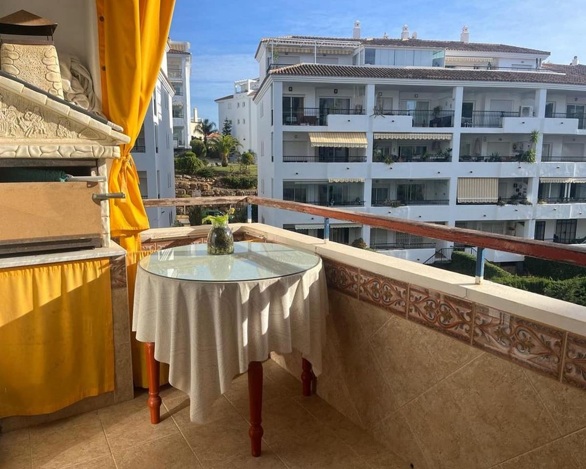 Apartamento de 2 habitaciones en Mijas Costa en venta con piscina garaje - 285.000 € (Ref: 9770532)