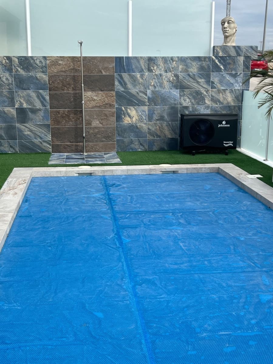 3 bedroom Villa for sale in Los Montesinos with garage - € 515,000 (Ref: 9770533)