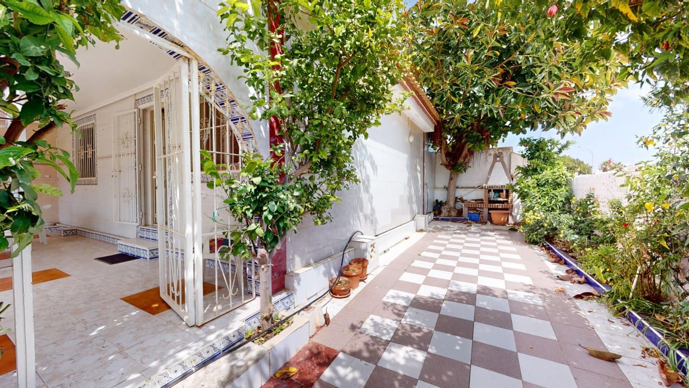 2 bedroom Bungalow for sale in Los Narejos - € 165,000 (Ref: 9770535)