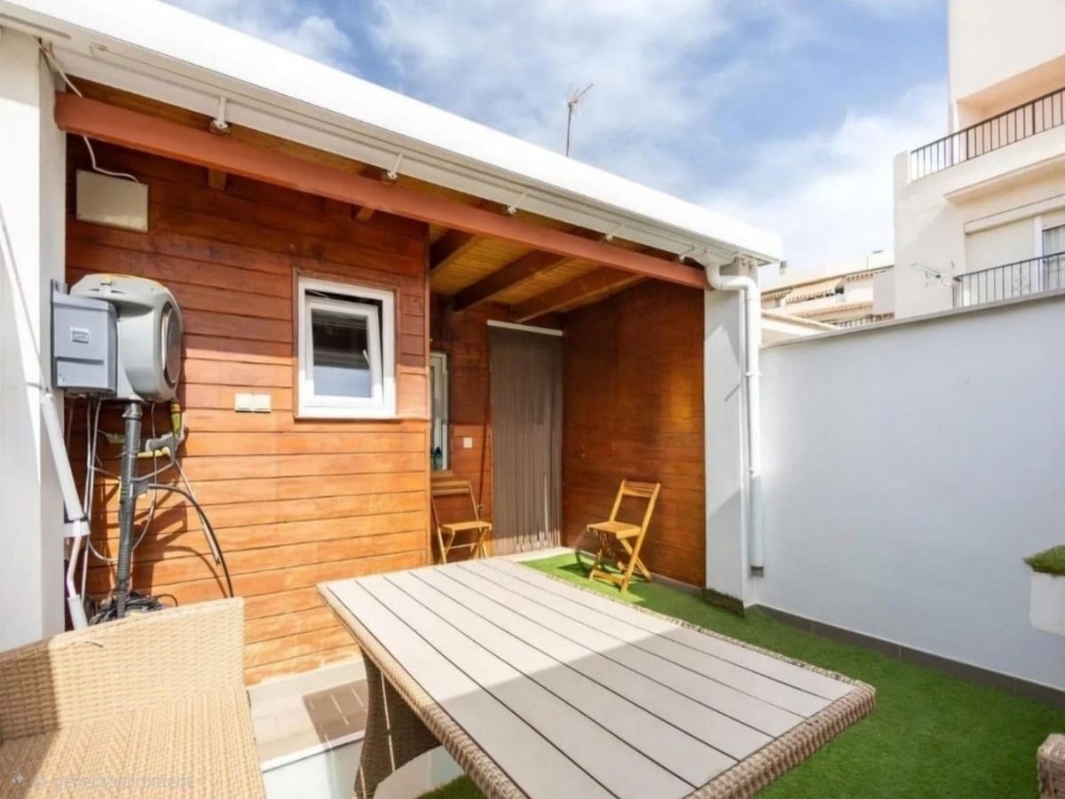 2 makuuhuone Omakotitalo myytävänä paikassa Mijas Costa - 520 000 € (Ref: 9770538)