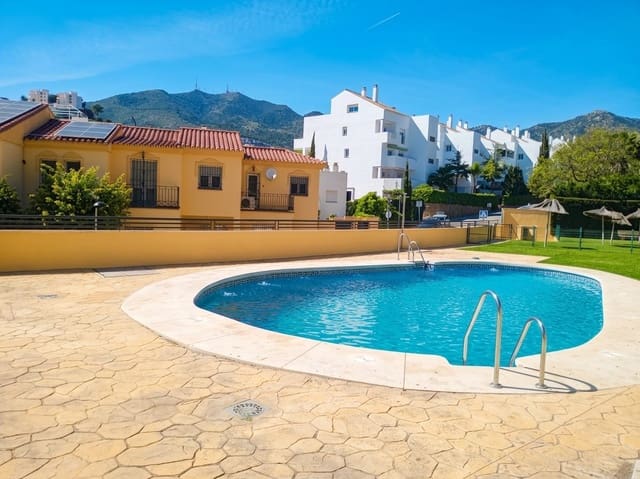 2 Zimmer Apartment zu verkaufen in Benalmadena Costa, Benalmádena mit Garage - 285.000 € (Ref: 9772860)