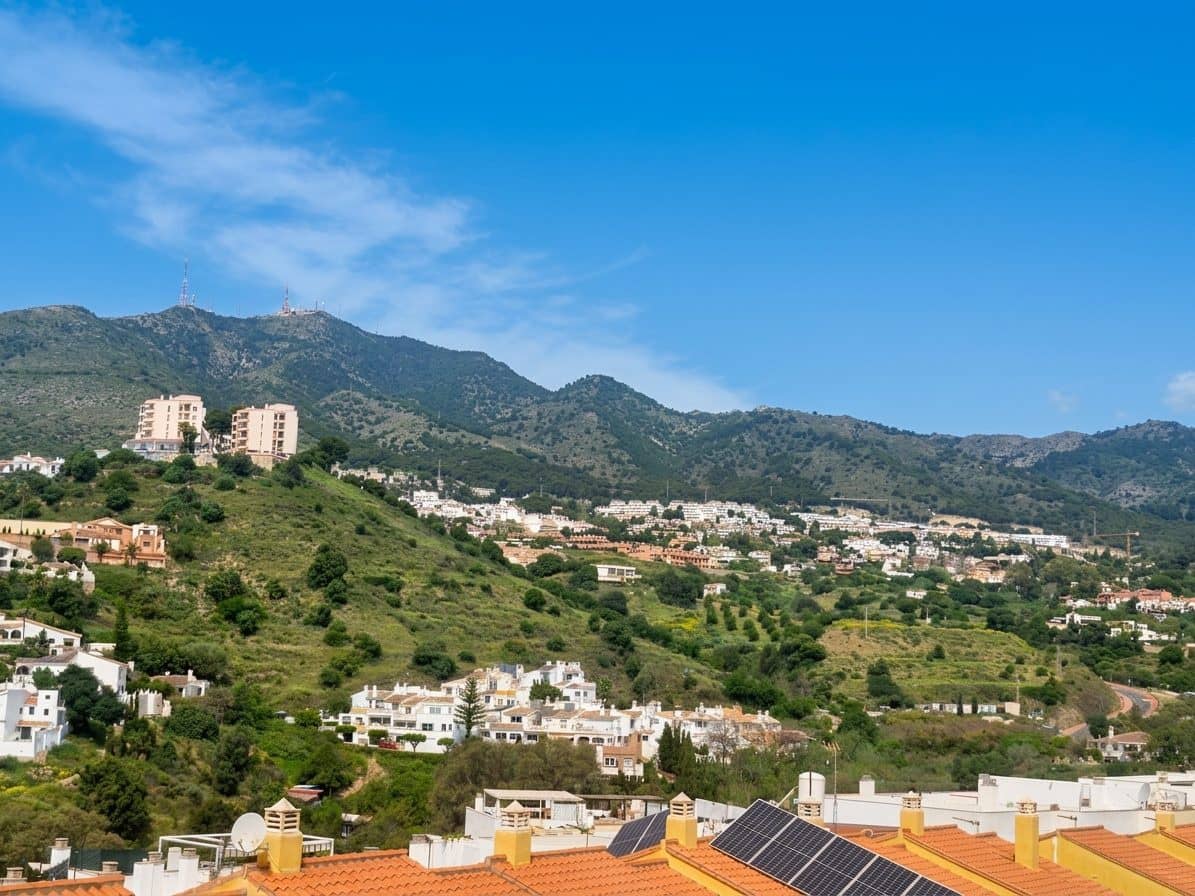 2 makuuhuone Huoneisto myytävänä paikassa Benalmadena Costa mukana 
autotalli - 285 000 € (Ref: 9772860)